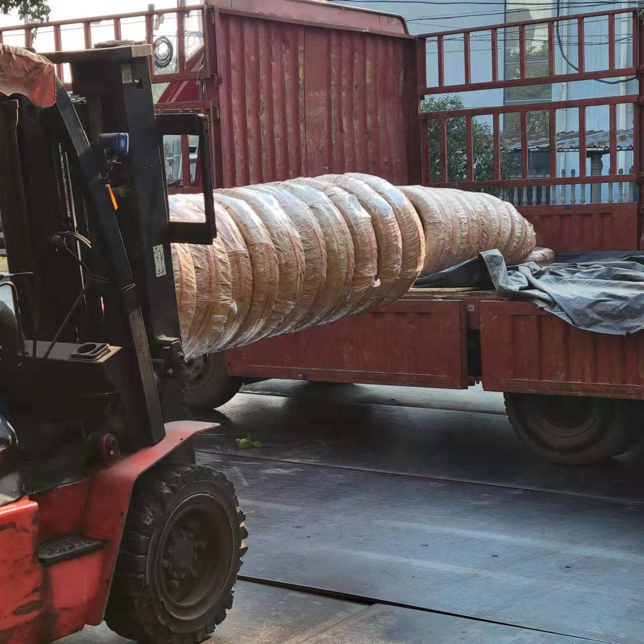 Năm mới cũng là một năm bận rộn.