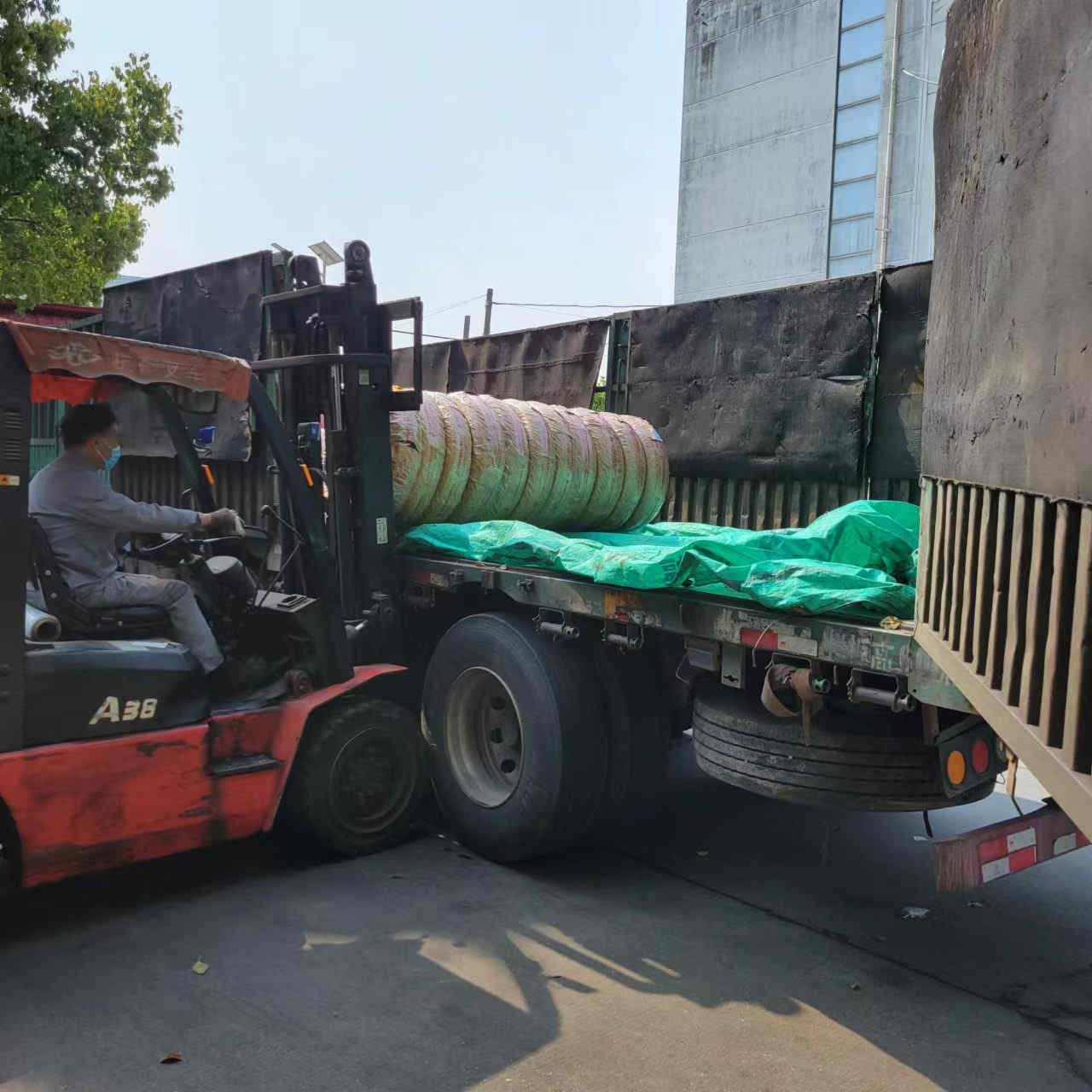 Khách hàng Chuẩn bị và Vận chuyển Hàng hóa