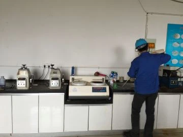Kiểm tra kỹ thuật ốc vít và dây điện